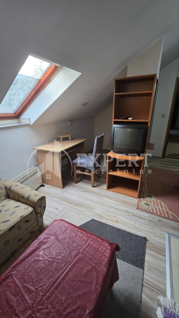 Slika 2 - Bulevar dr Zorana,  Stan za izdavanje, 27m2, 240€