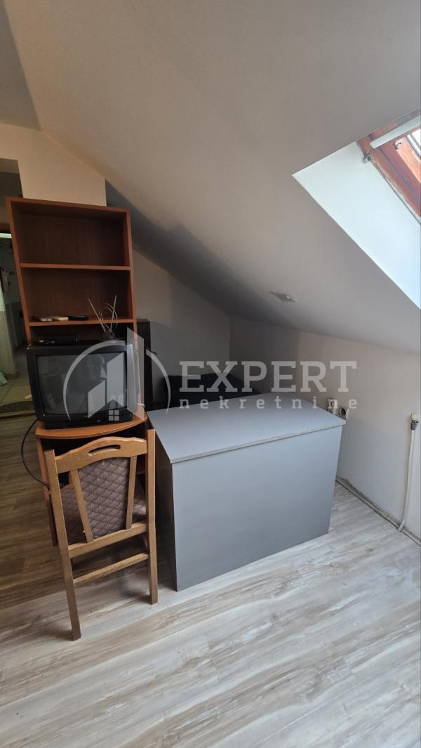 Slika 2 - Bulevar dr Zorana,  Stan za izdavanje, 27m2, 240€