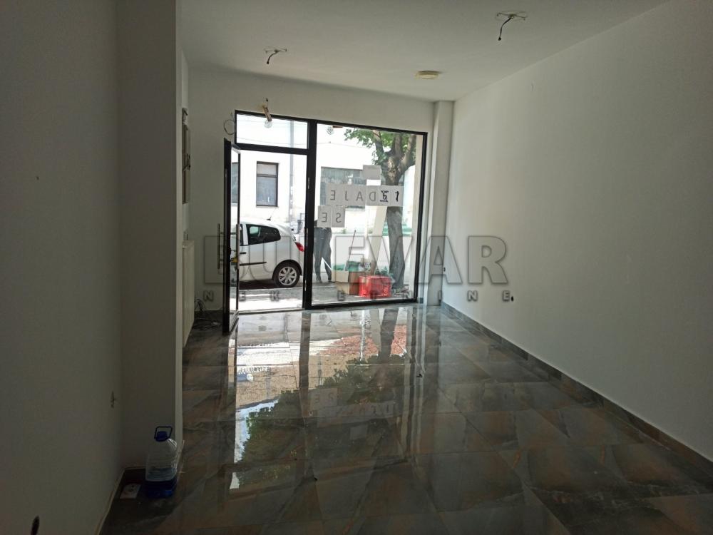 Slika 2 - Obilićev venac,  Lokal za izdavanje, 60m2, 300€