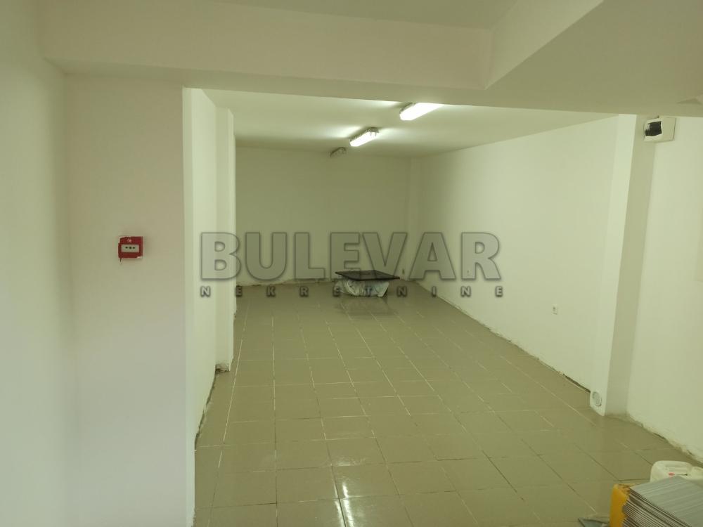 Slika 6 - Obilićev venac,  Lokal za izdavanje, 60m2, 300€