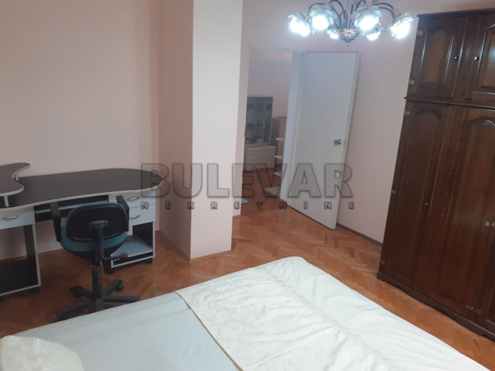 Slika 6 - Jeronimova, Dvoiposoban stan za izdavanje, 88m2, 380€
