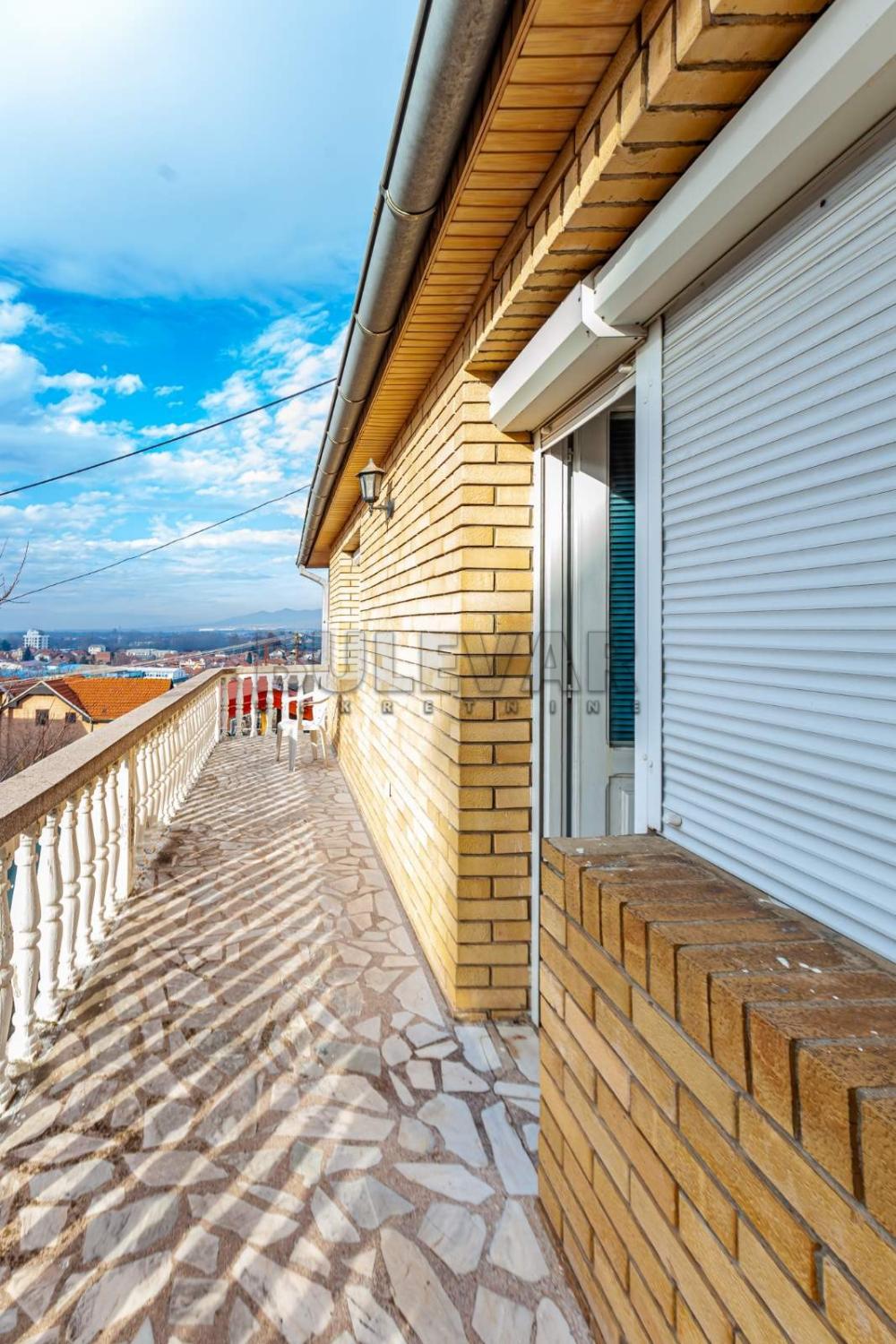 Slika 1 - Jove Tošića,  Kuća na prodaju, 145m2, 165.000€