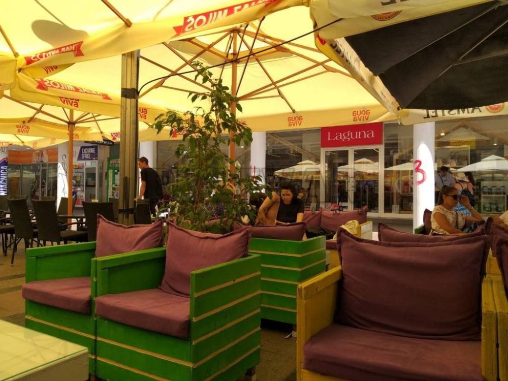 Slika 4 - Obrenovićeva,  Lokal za izdavanje, 26m2, 600€