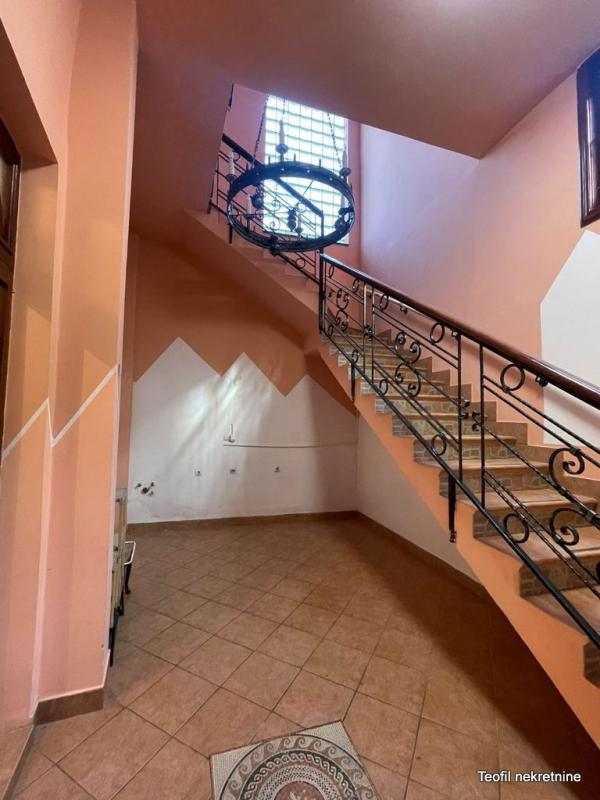 Slika 3 - Zlatne grede,  Lokal za izdavanje, 260m2, 2.500€