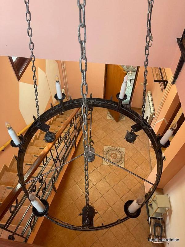 Slika 4 - Zlatne grede,  Lokal za izdavanje, 260m2, 2.500€