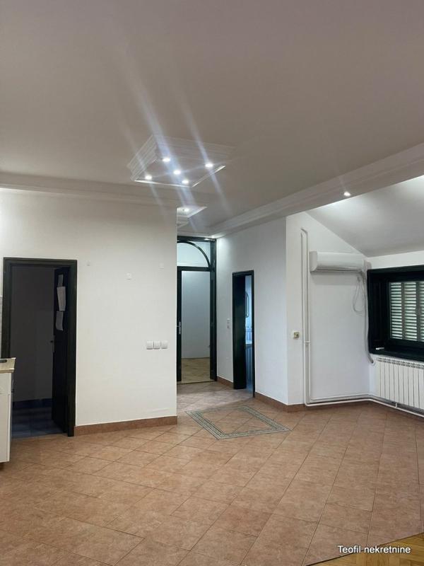 Glavna slika -Zlatne grede,  Lokal za izdavanje, 260m2, 2.500€