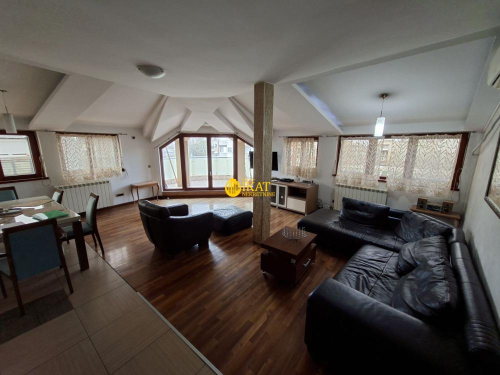 Slika 1 - Četvorosoban stan za izdavanje, 115m2, 850€