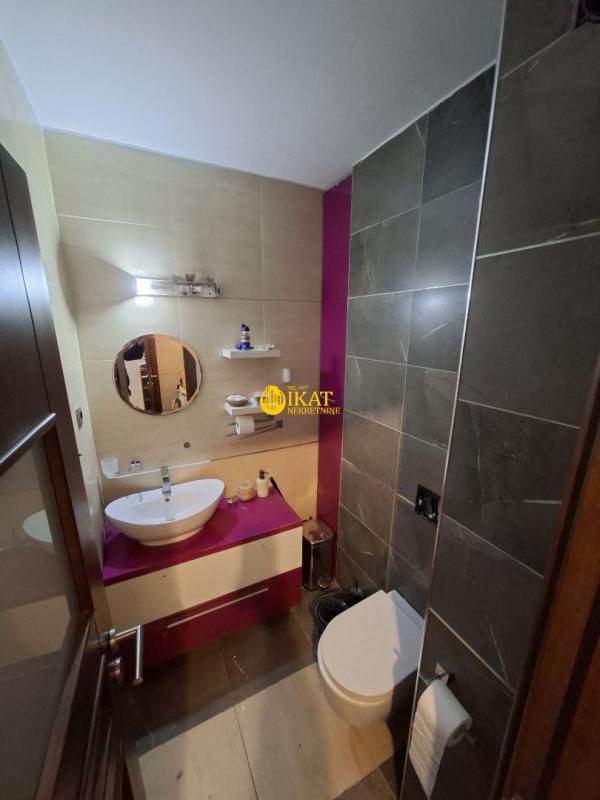 Slika 9 - Četvorosoban stan za izdavanje, 115m2, 850€