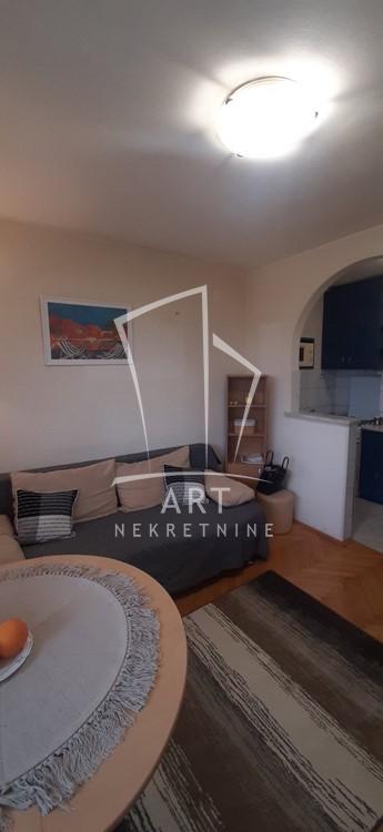 Slika 1 - Braće Jerković, Dvosoban stan za izdavanje, 37m2, 400€