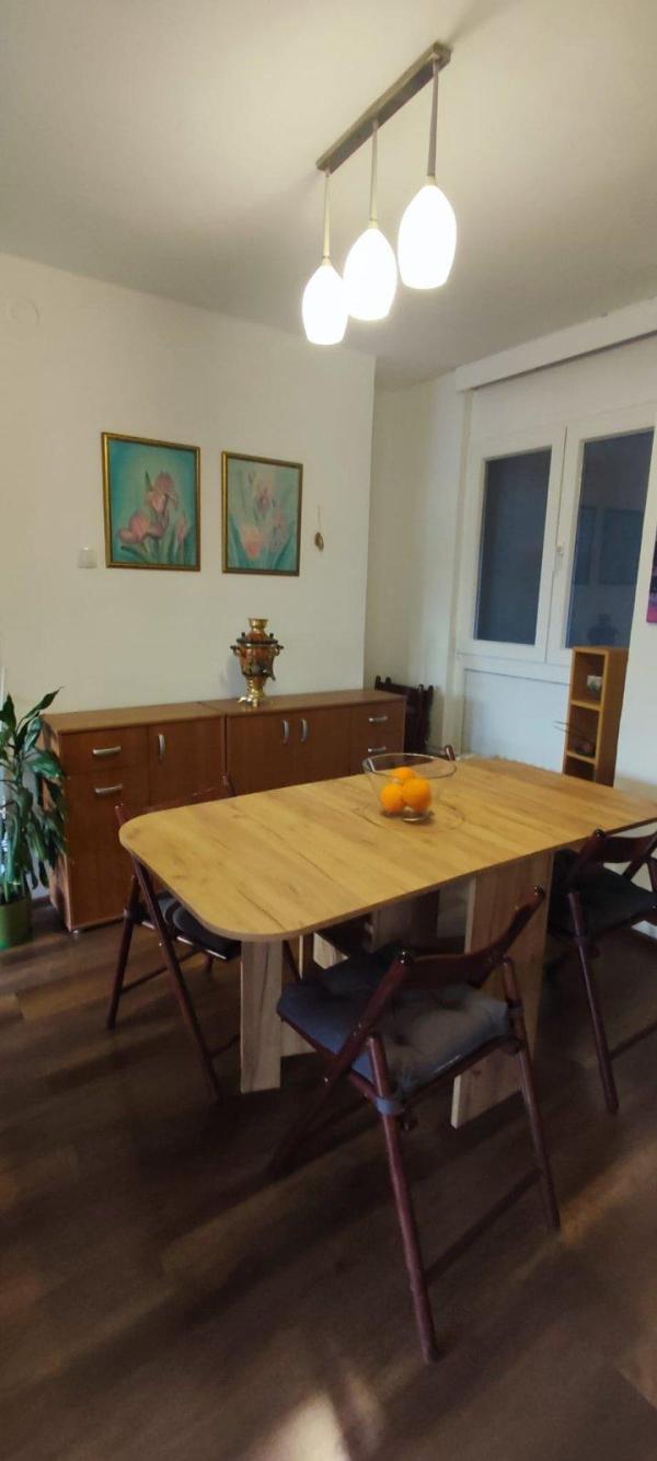 Slika 3 - Bulevar Arsenija Čarnojevića, Trosoban stan za izdavanje, 70m2, 800€