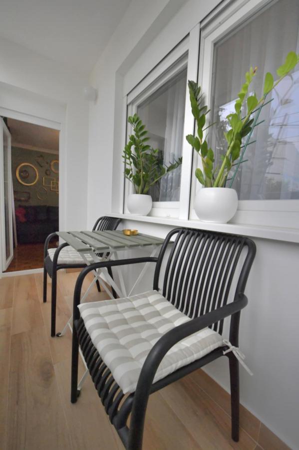 Slika 11 - Dvosoban stan za izdavanje, 50m2, 550€