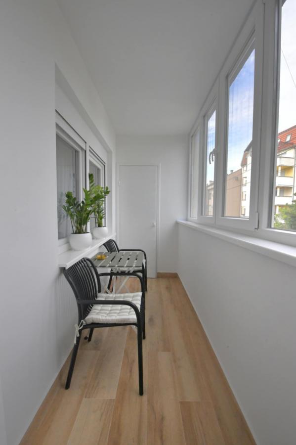 Slika 10 - Dvosoban stan za izdavanje, 50m2, 550€