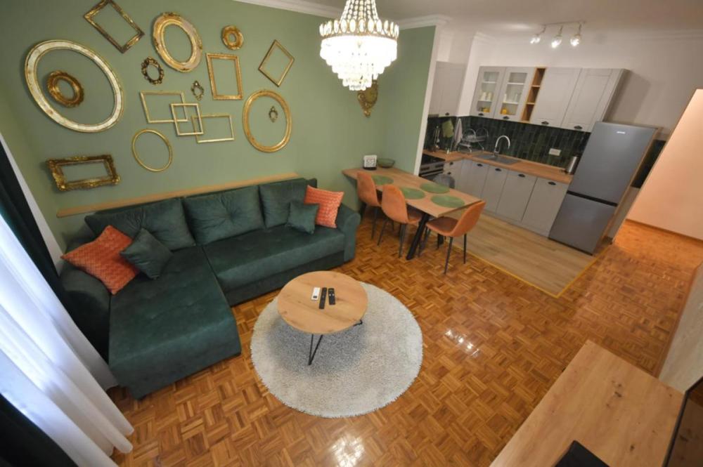 Slika 2 - Dvosoban stan za izdavanje, 50m2, 550€