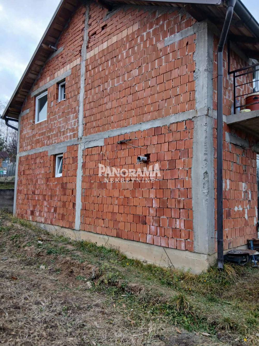 Slika 5 - Lipovički put,  Kuća na prodaju, 178m2, 150.000€