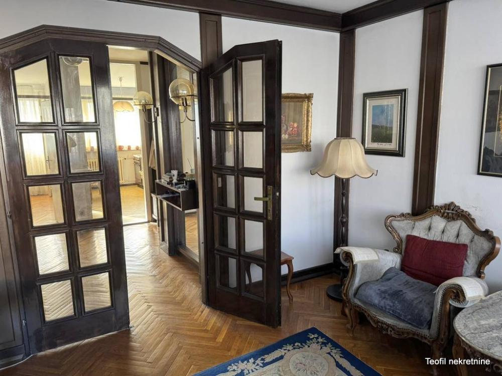 Slika 2 - Topličin venac, Četvorosoban stan na prodaju, 97m2, 490.000€