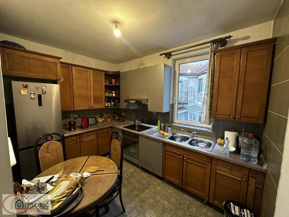 Slika 5 - Palmotićeva, Četvorosoban stan na prodaju, 110m2, 451.000€