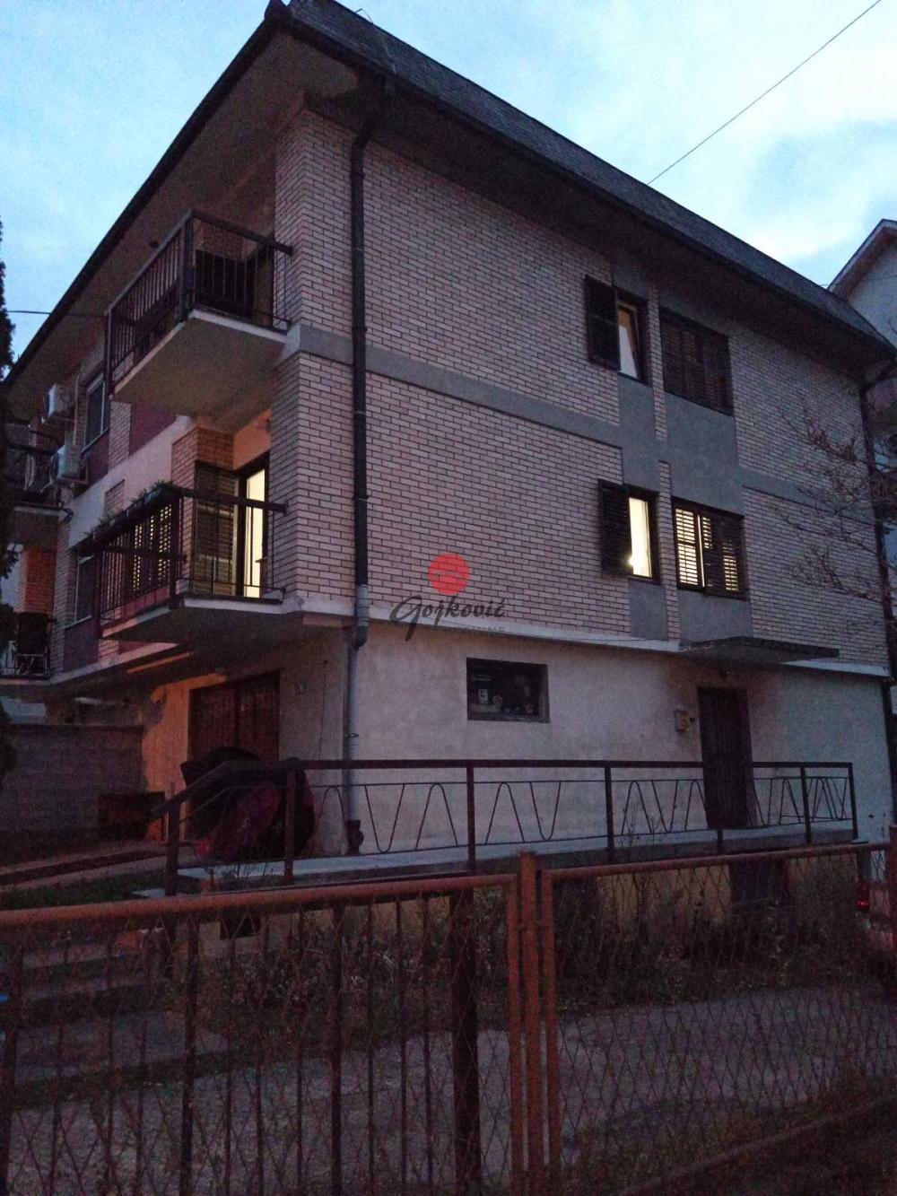 Slika 2 - Ratka Mitrovića, Kuća za izdavanje, 150m2, 1.500€