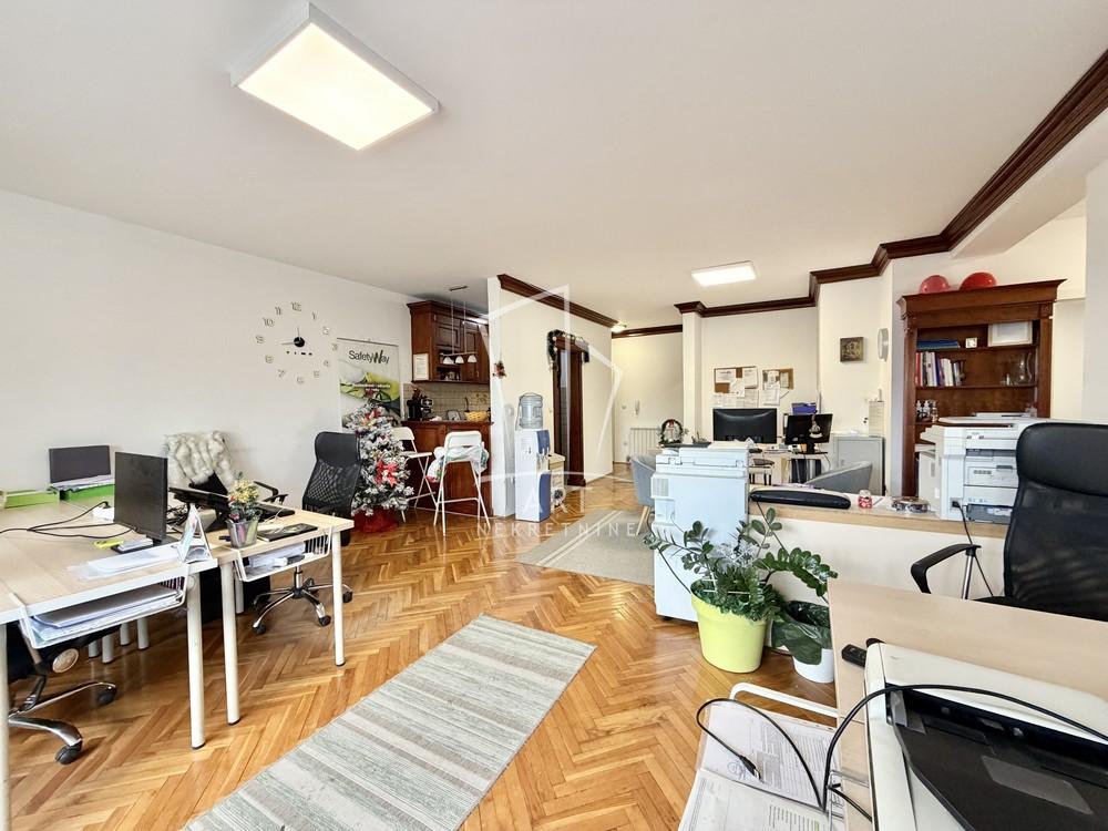 Slika 2 - Miloja Đaka, Četvorosoban stan na prodaju, 117m2, 468.000€