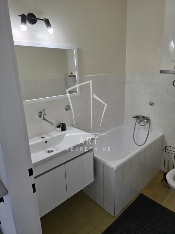 Slika 8 - Požarevačka, Jednoiposoban stan za izdavanje, 37m2, 600€