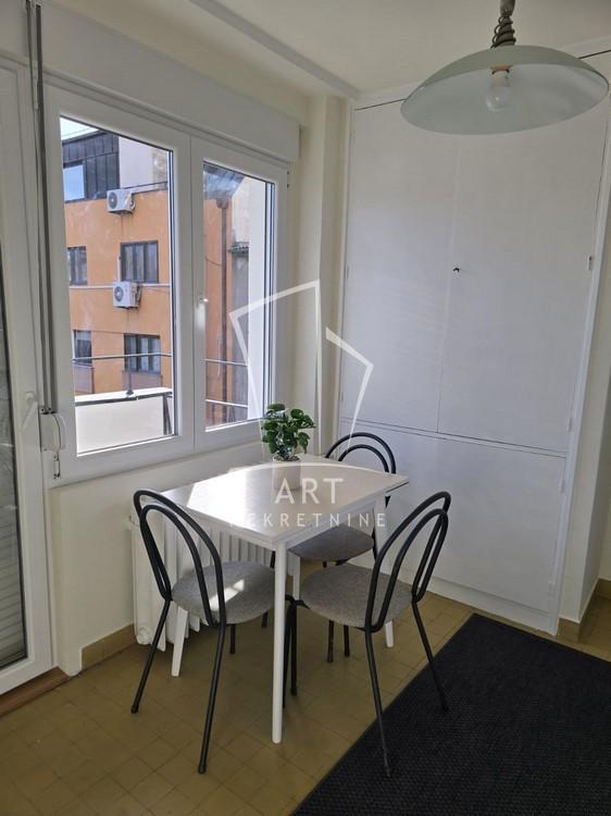 Slika 9 - Požarevačka, Jednoiposoban stan za izdavanje, 37m2, 600€