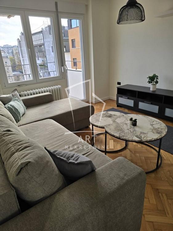 Slika 1 - Požarevačka, Jednoiposoban stan za izdavanje, 37m2, 600€