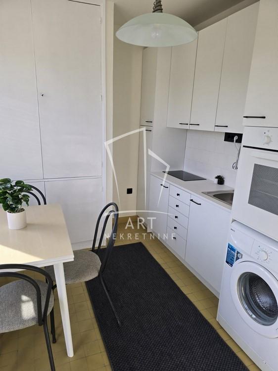 Slika 5 - Požarevačka, Jednoiposoban stan za izdavanje, 37m2, 600€