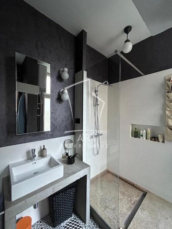 Slika 9 - Vlajkovićeva, Trosoban stan za izdavanje, 123m2, 2.000€