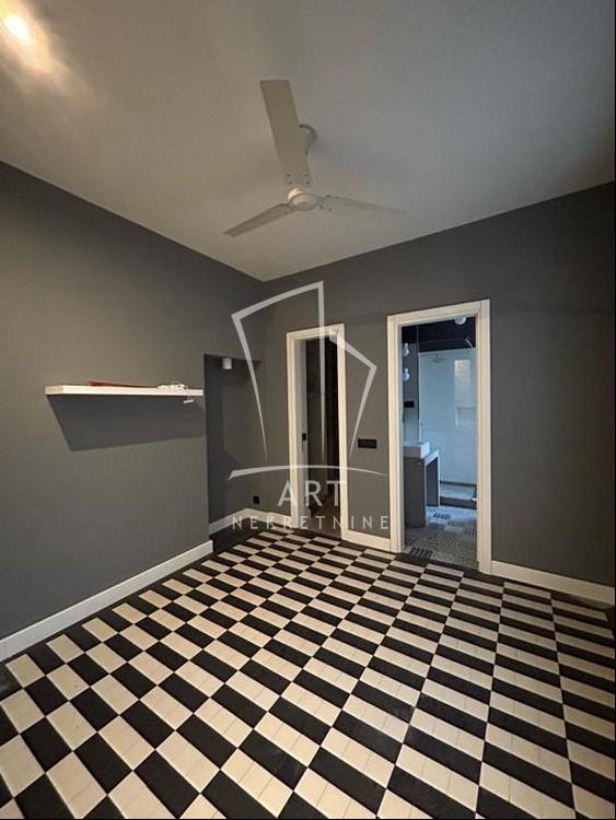 Slika 11 - Vlajkovićeva, Trosoban stan za izdavanje, 123m2, 2.000€