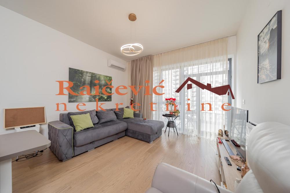 Slika 1 - Luke Celovica Trebinjca, Četvorosoban stan na prodaju, 110m2, 498.000€