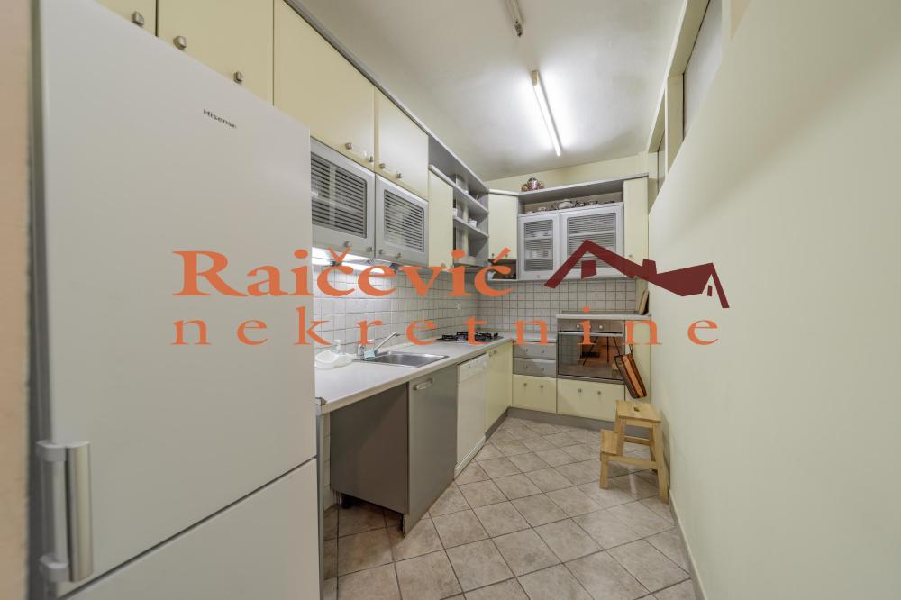 Slika 4 - Bulevar Zorana Djindjica, Dvosoban stan na prodaju, 47m2, 175.000€