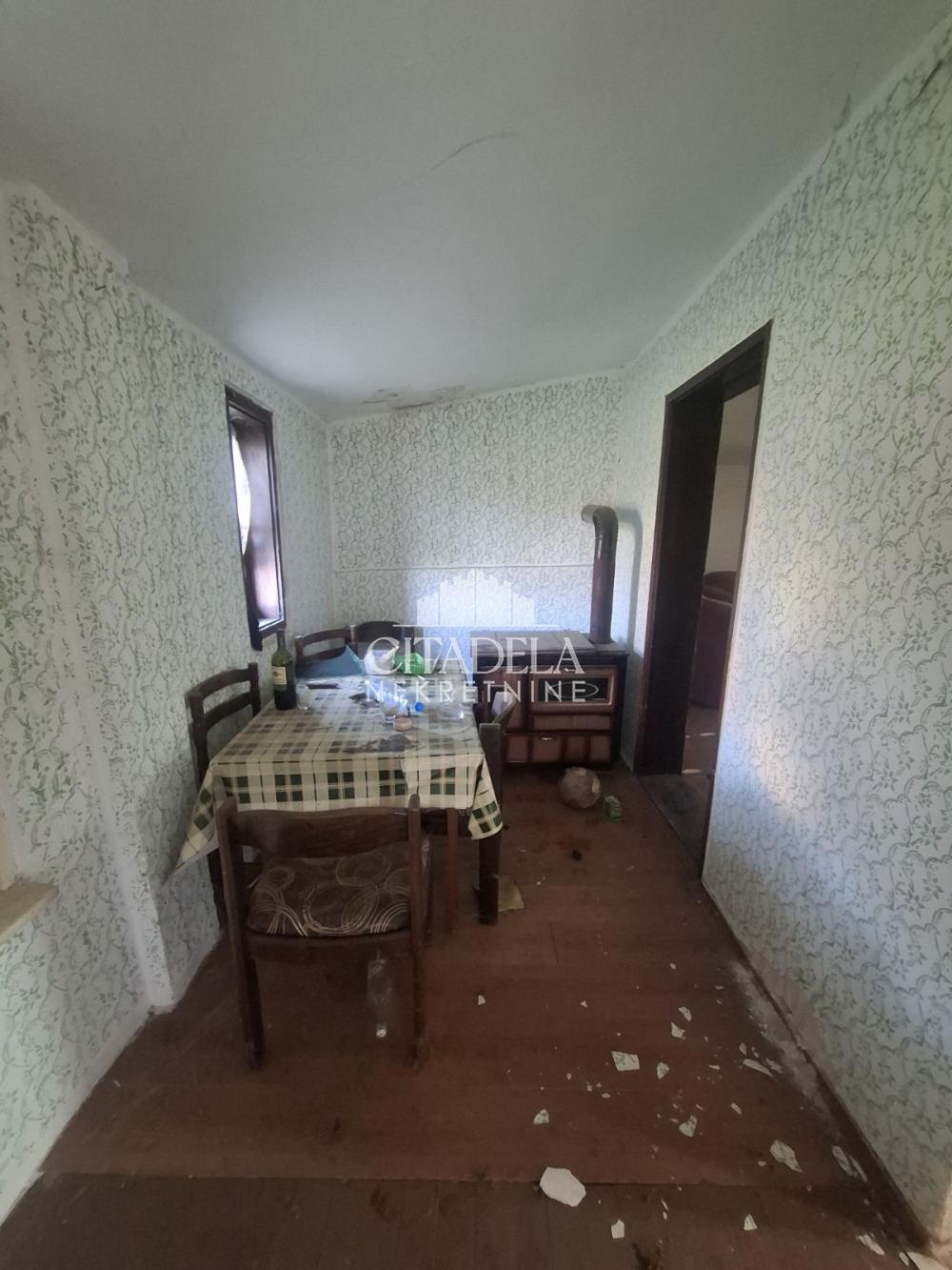 Slika 3 - Vojislava Đurića,  Kuća na prodaju, 70m2, 99.000€