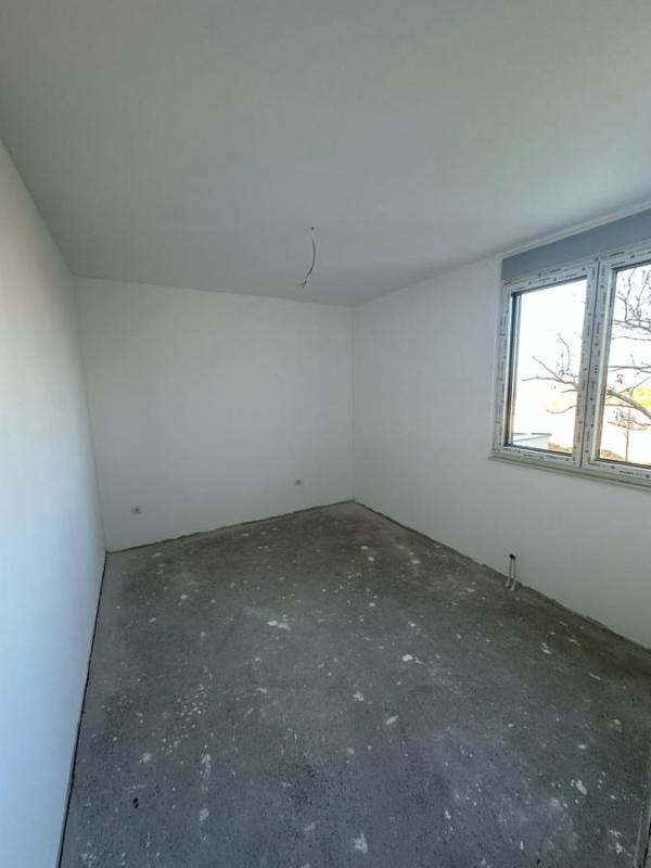 Slika 2 - Dvoiposoban stan na prodaju, 60m2, 144.000€