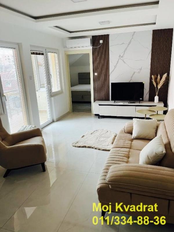 Glavna slika -Dvosoban stan za izdavanje, 50m2, 500€