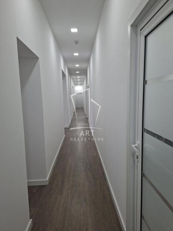 Slika 3 - Vojvode Stepe,  Lokal za izdavanje, 95m2, 1.400€