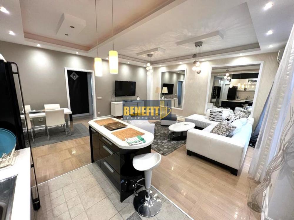 Slika 1 - Trosoban stan na prodaju, 77m2, 307.000€