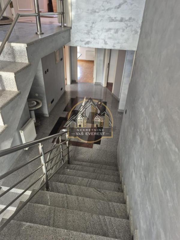 Slika 9 -  Kuća na prodaju, 764m2, 1.370.000€