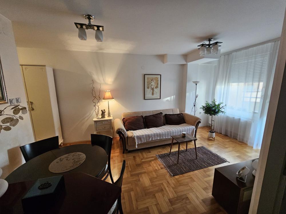 Slika 4 - Kej kola srpskih sestara, Jednoiposoban stan za izdavanje, 42m2, 400€