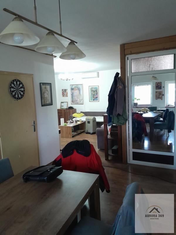 Slika 3 -  Kuća na prodaju, 240m2, 295.000€