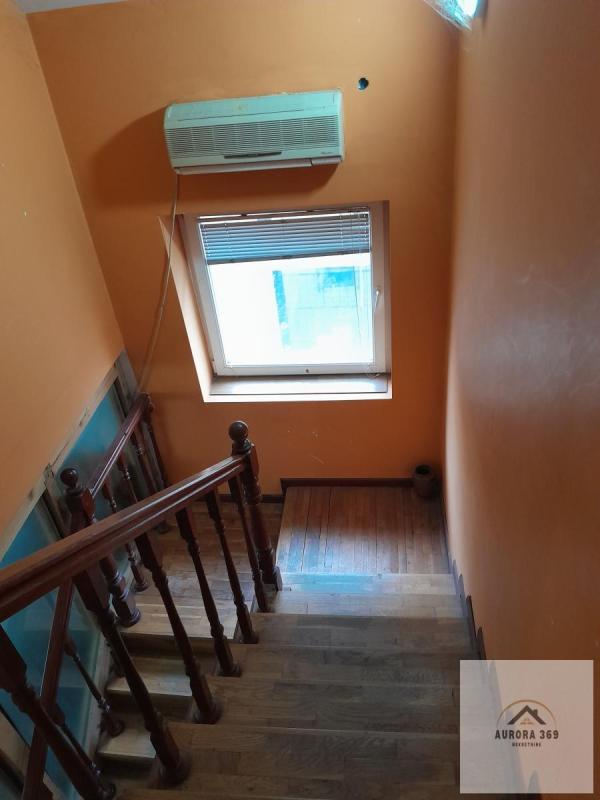 Slika 2 -  Kuća na prodaju, 240m2, 295.000€