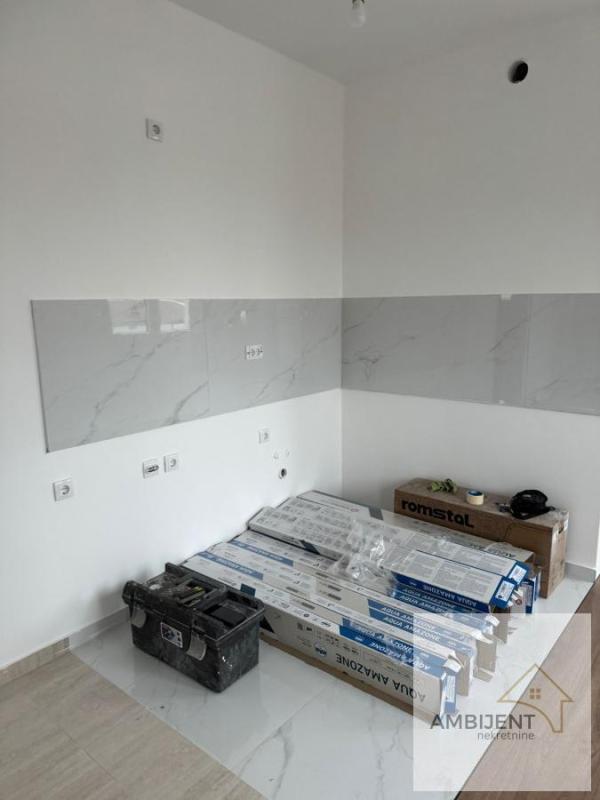 Slika 10 - Dvoiposoban stan na prodaju, 55m2, 110.000€