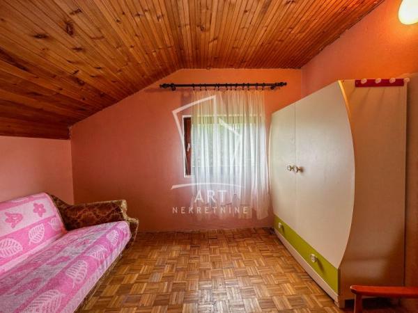 Slika 9 - Kosmajski venac,  Kuća na prodaju, 180m2, 150.000€