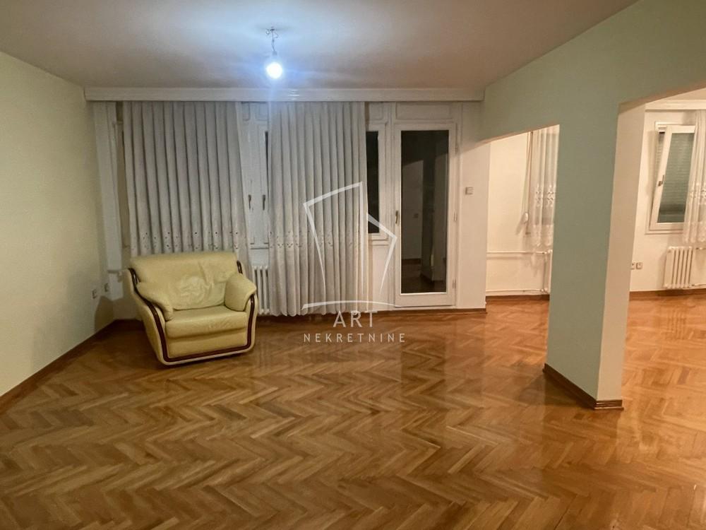 Slika 3 - Molerova, Četvorosoban stan za izdavanje, 98m2, 1.200€