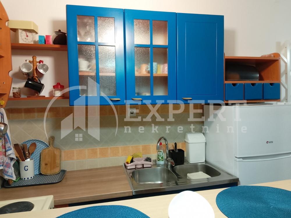 Slika 5 - Kej 29. decembra, Jednoiposoban stan za izdavanje, 36m2, 320€