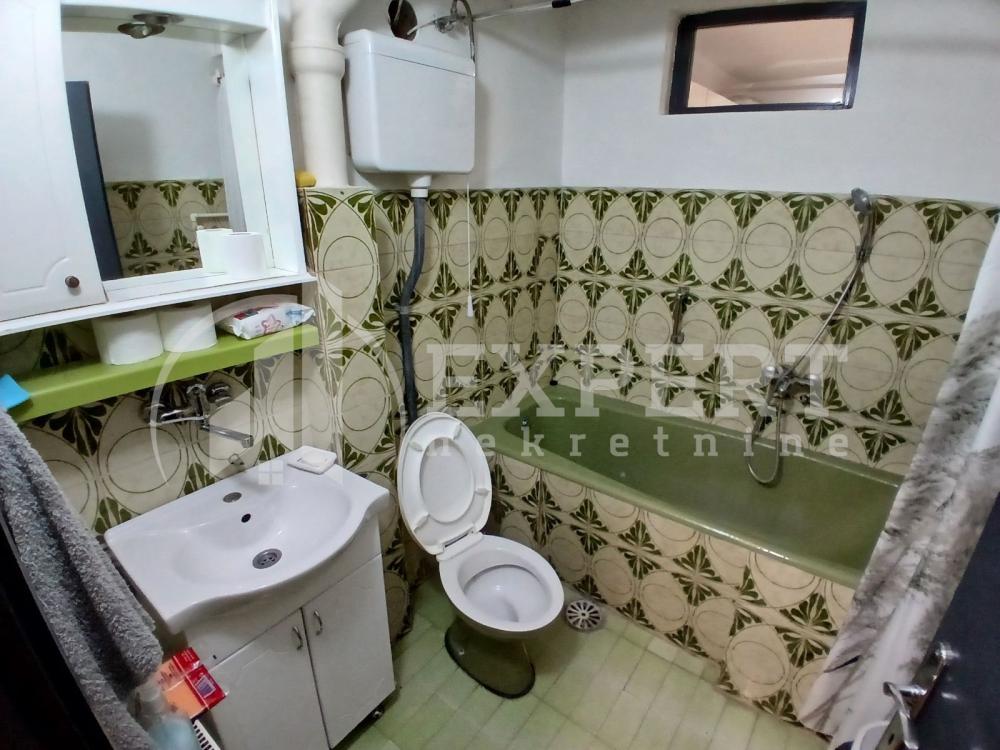 Slika 10 - Solunskih ratnika,  Lokal za izdavanje, 171m2, 600€