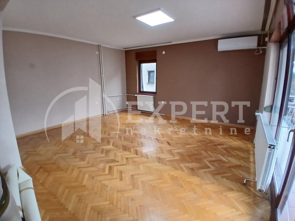 Slika 5 - Solunskih ratnika,  Lokal za izdavanje, 121m2, 430€