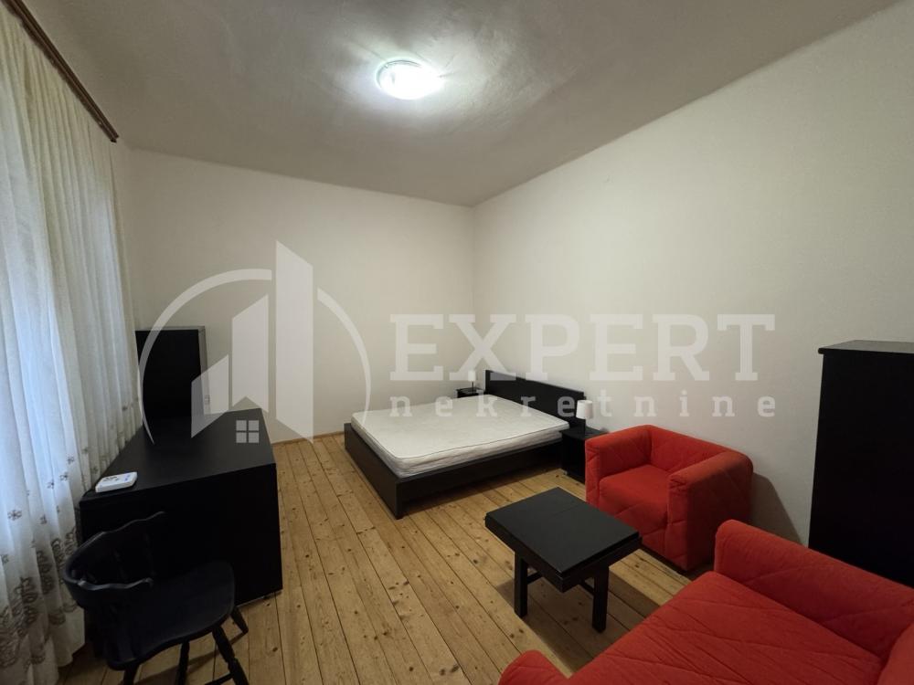 Slika 2 - Vojvode Vuka, Trosoban stan za izdavanje, 62m2, 350€