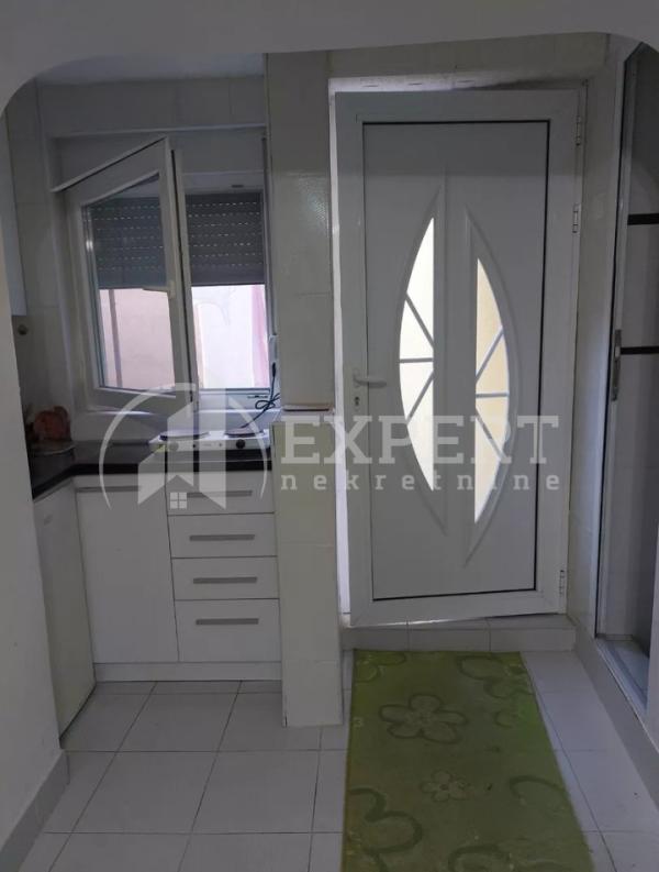 Slika 4 - Đerdapska,  Stan za izdavanje, 25m2, 200€