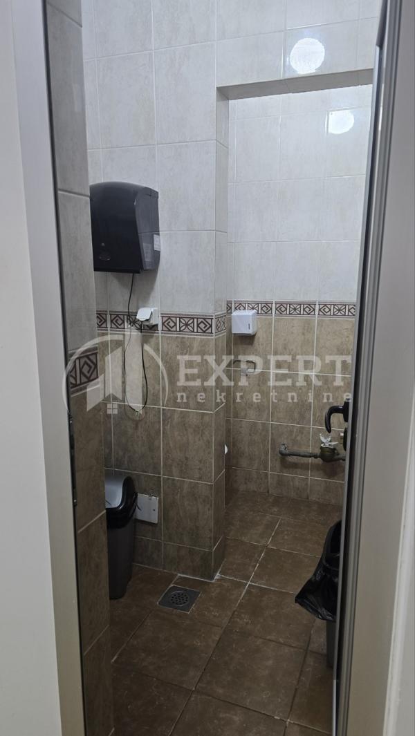 Slika 4 - 7. jula,  Lokal za izdavanje, 95m2, 950€