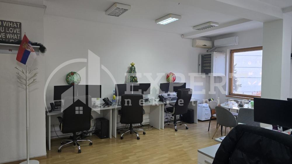 Slika 1 - 7. jula,  Lokal za izdavanje, 95m2, 950€