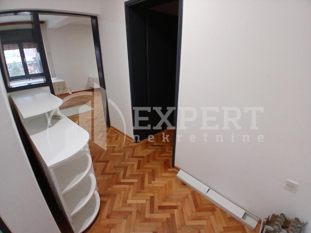 Slika 2 - Solunskih ratnika,  Lokal za izdavanje, 50m2, 170€